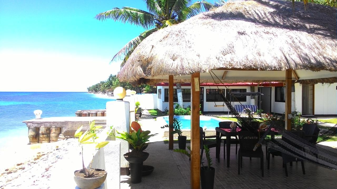 Bamboo Beachhouse Dormitory Garcia Hernandez ภายนอก รูปภาพ