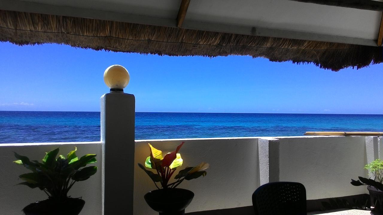Bamboo Beachhouse Dormitory Garcia Hernandez ภายนอก รูปภาพ