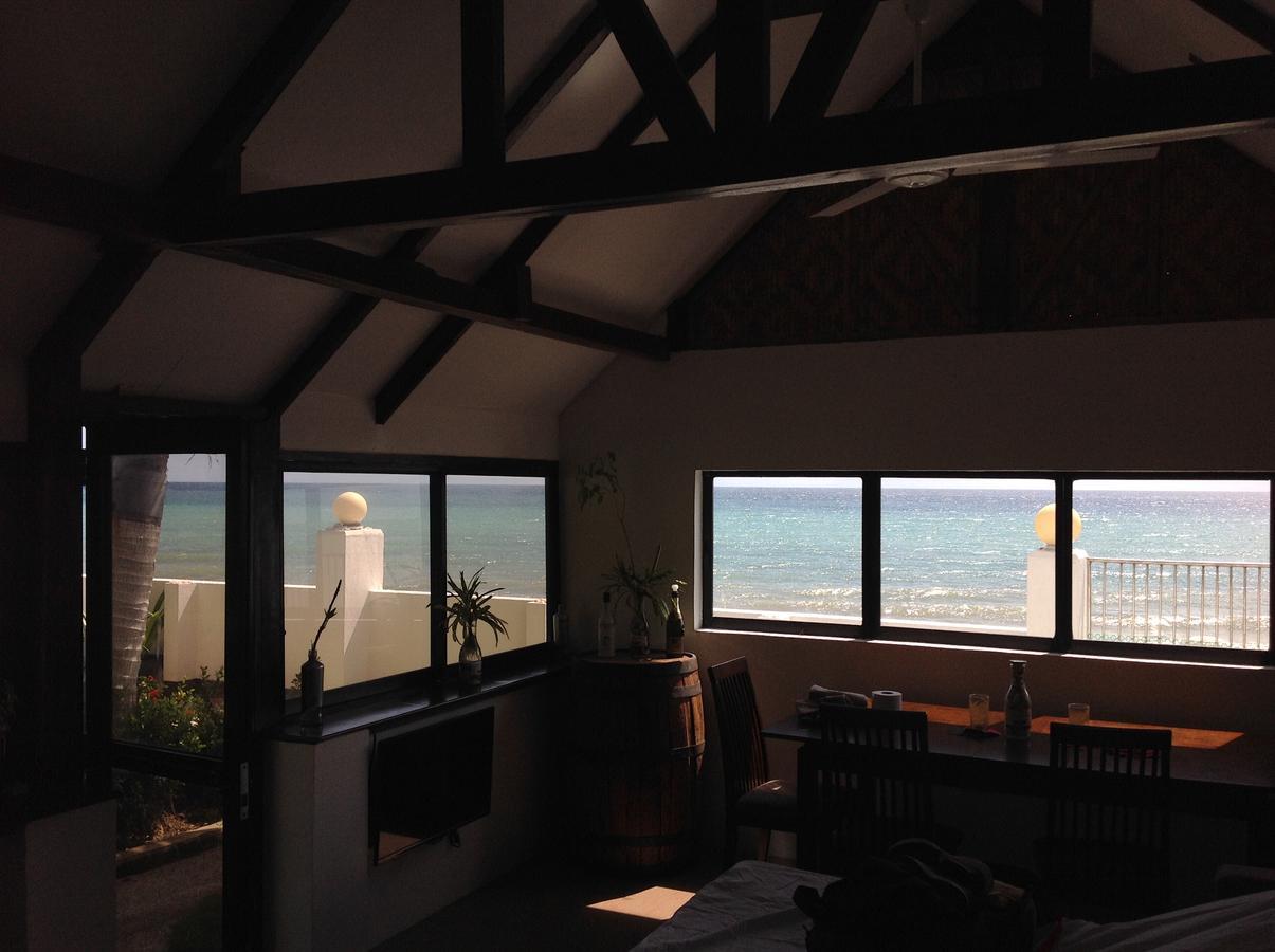 Bamboo Beachhouse Dormitory Garcia Hernandez ภายนอก รูปภาพ