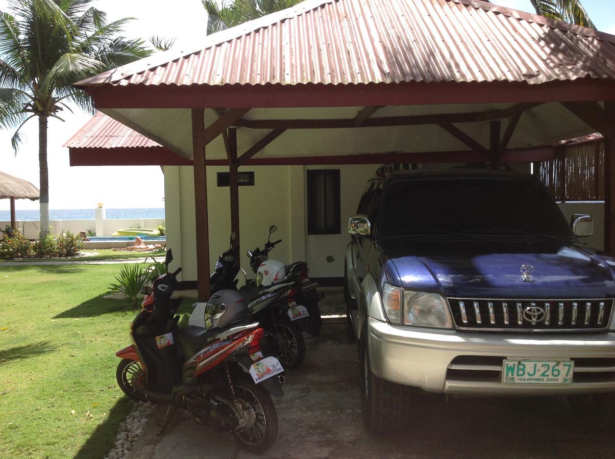 Bamboo Beachhouse Dormitory Garcia Hernandez ภายนอก รูปภาพ