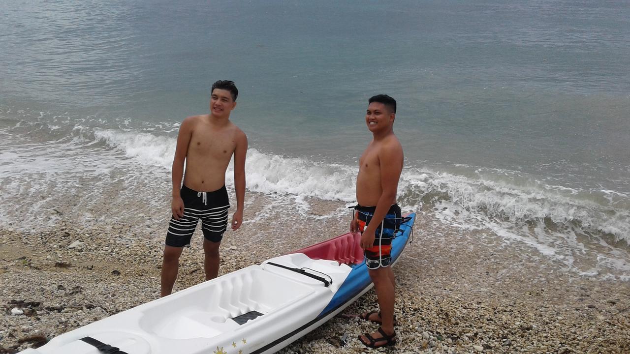 Bamboo Beachhouse Dormitory Garcia Hernandez ภายนอก รูปภาพ