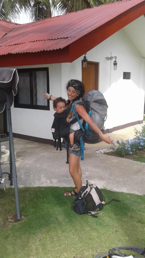 Bamboo Beachhouse Dormitory Garcia Hernandez ภายนอก รูปภาพ